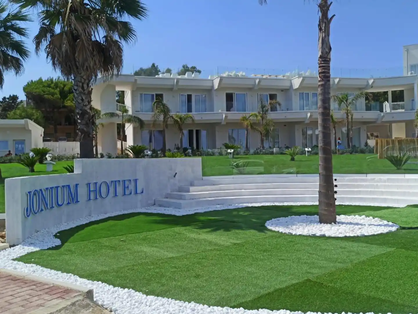 Jonium Hotel Aussenansicht