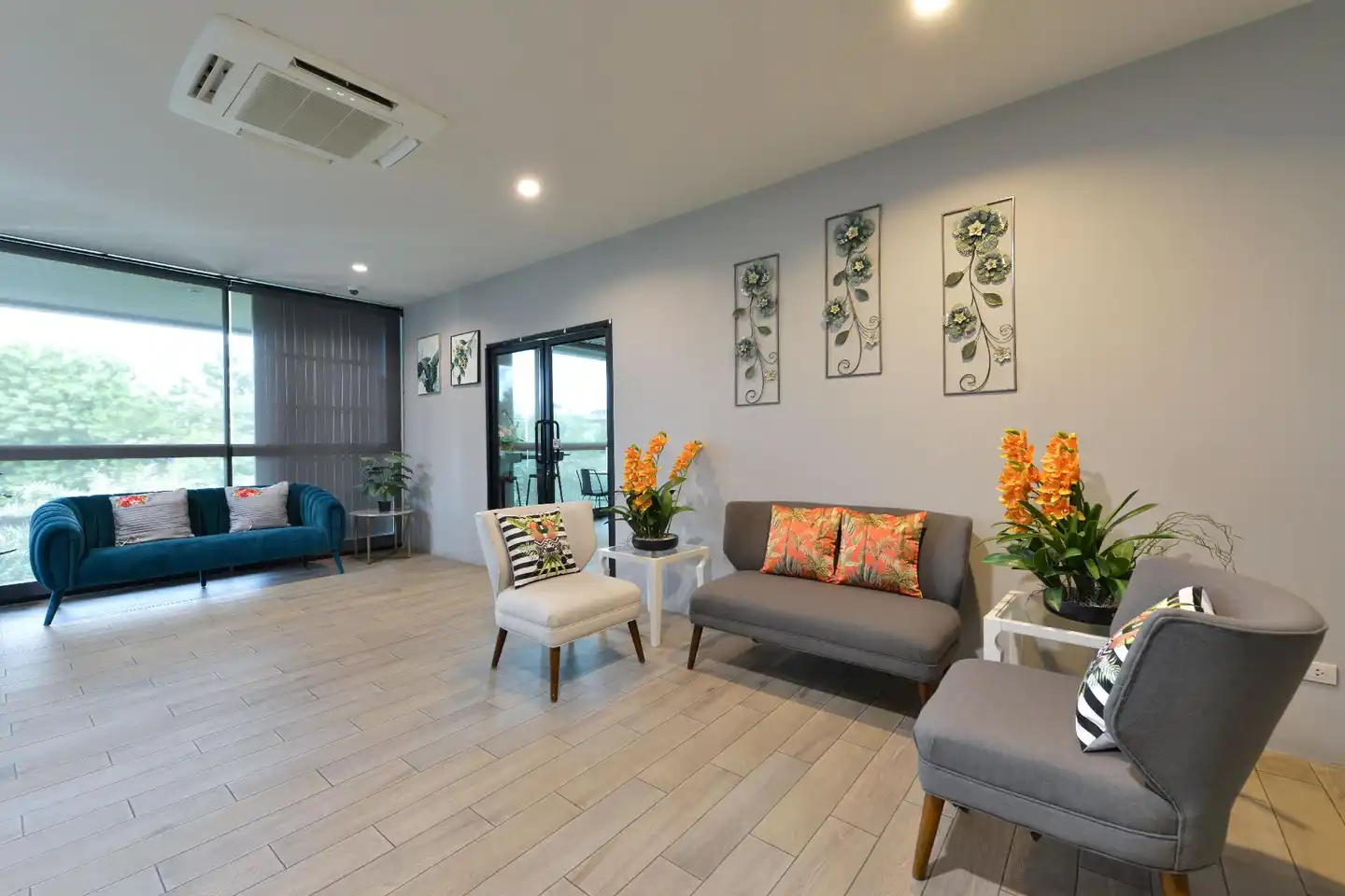 Raweewan Residence Lobby