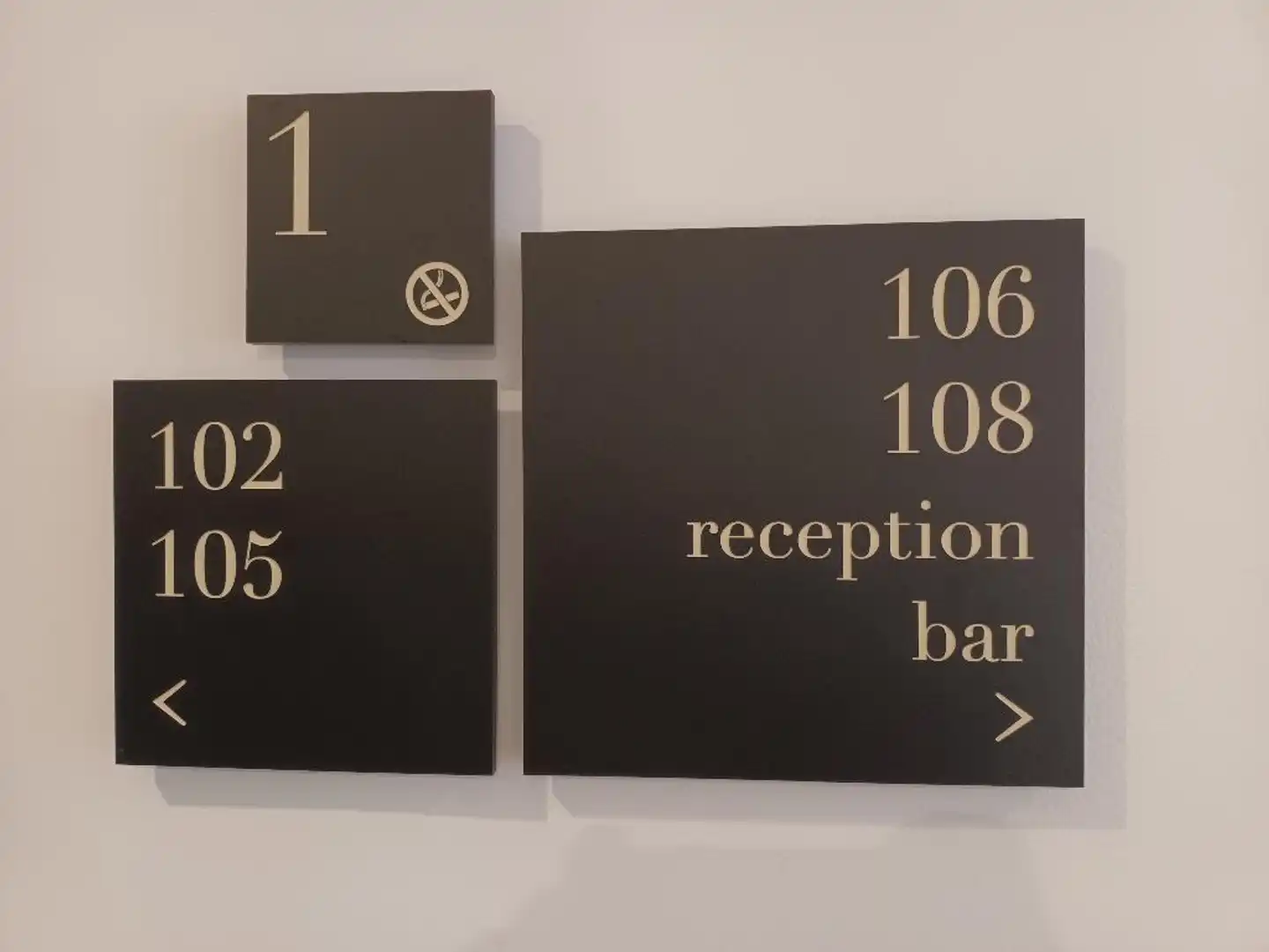 Popula Rooms Lobby