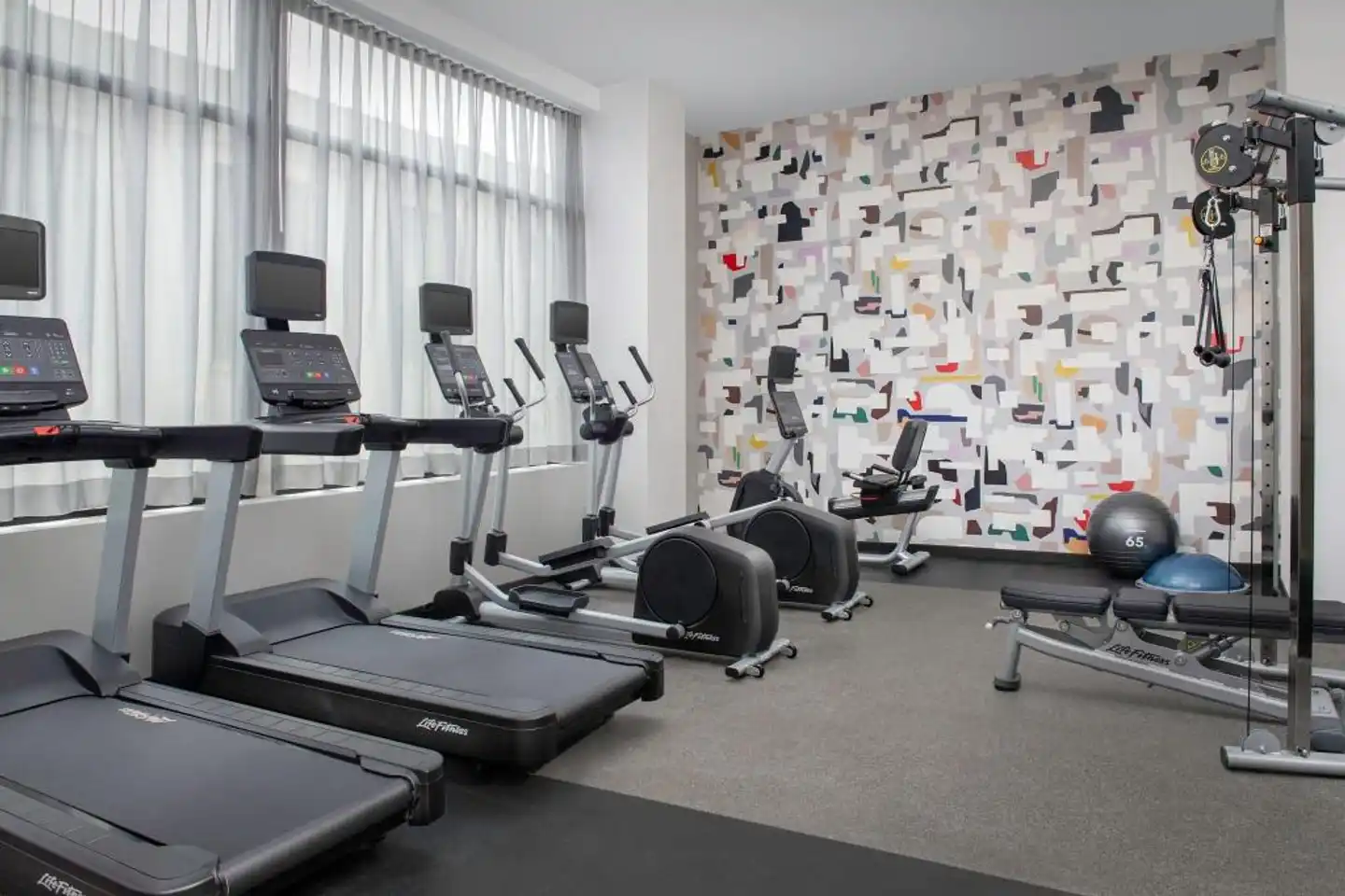 Residence Inn by Marriott New York Queens Sport und Entertainment