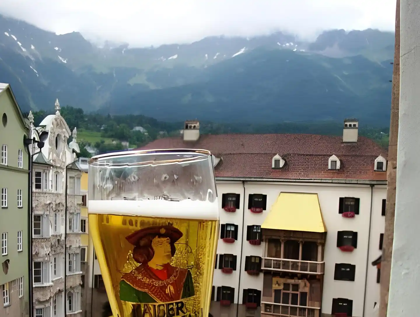 Kaiser Max Suite at the Golden Roof Aussenansicht