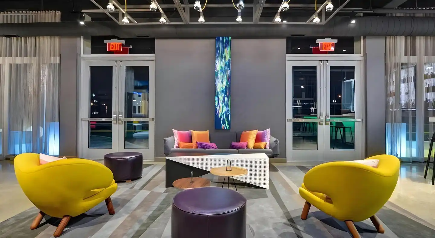 Aloft Secaucus Meadowlands Bar