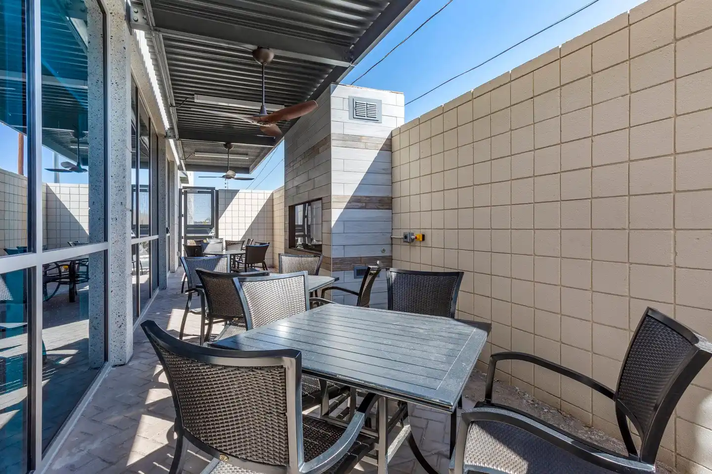 Holiday Inn Express & Suites Phoenix Dwtn - State Capitol Terrasse