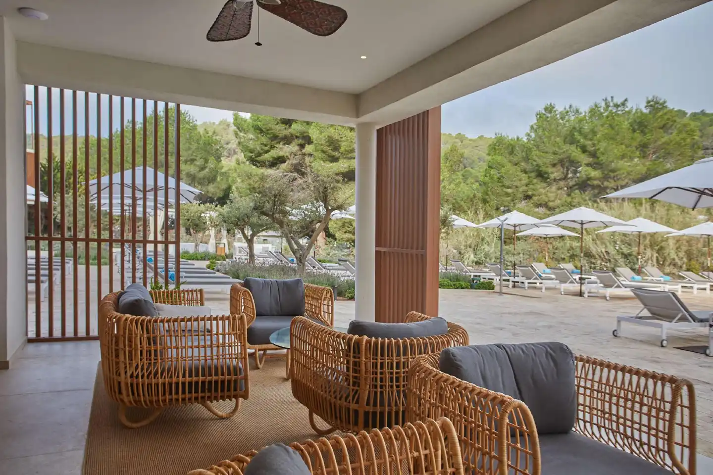 Cala San Miguel Ibiza Resort, Curio Collection by Hilton Terrasse