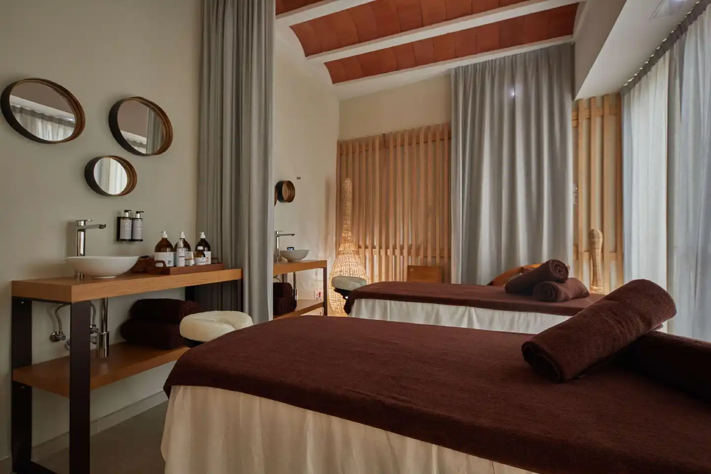 Cala San Miguel Ibiza Resort, Curio Collection by Hilton Wohnbeispiel
