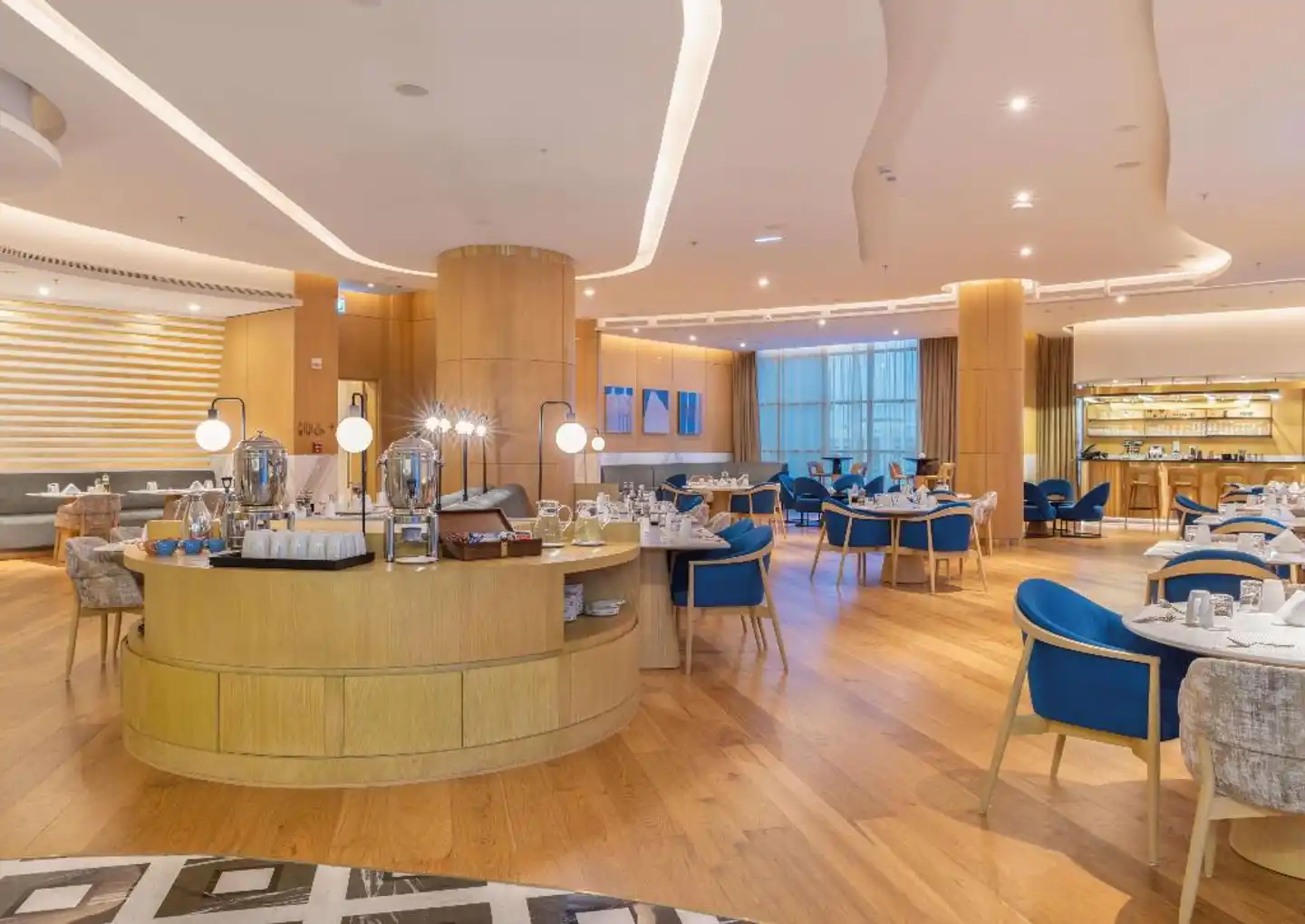 Embassy Suites by Hilton Doha Old Town Restaurant