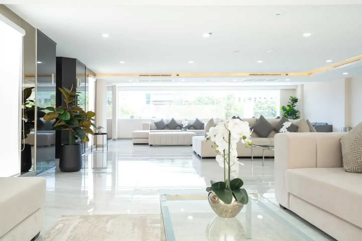 Oriole Residence Lobby