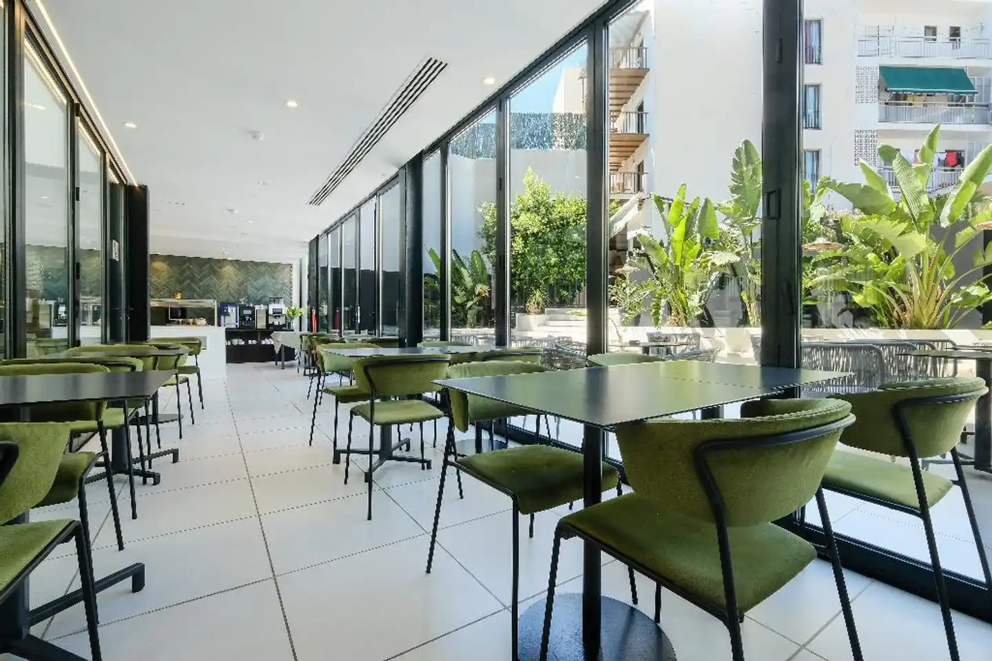 M Hotel Bar
