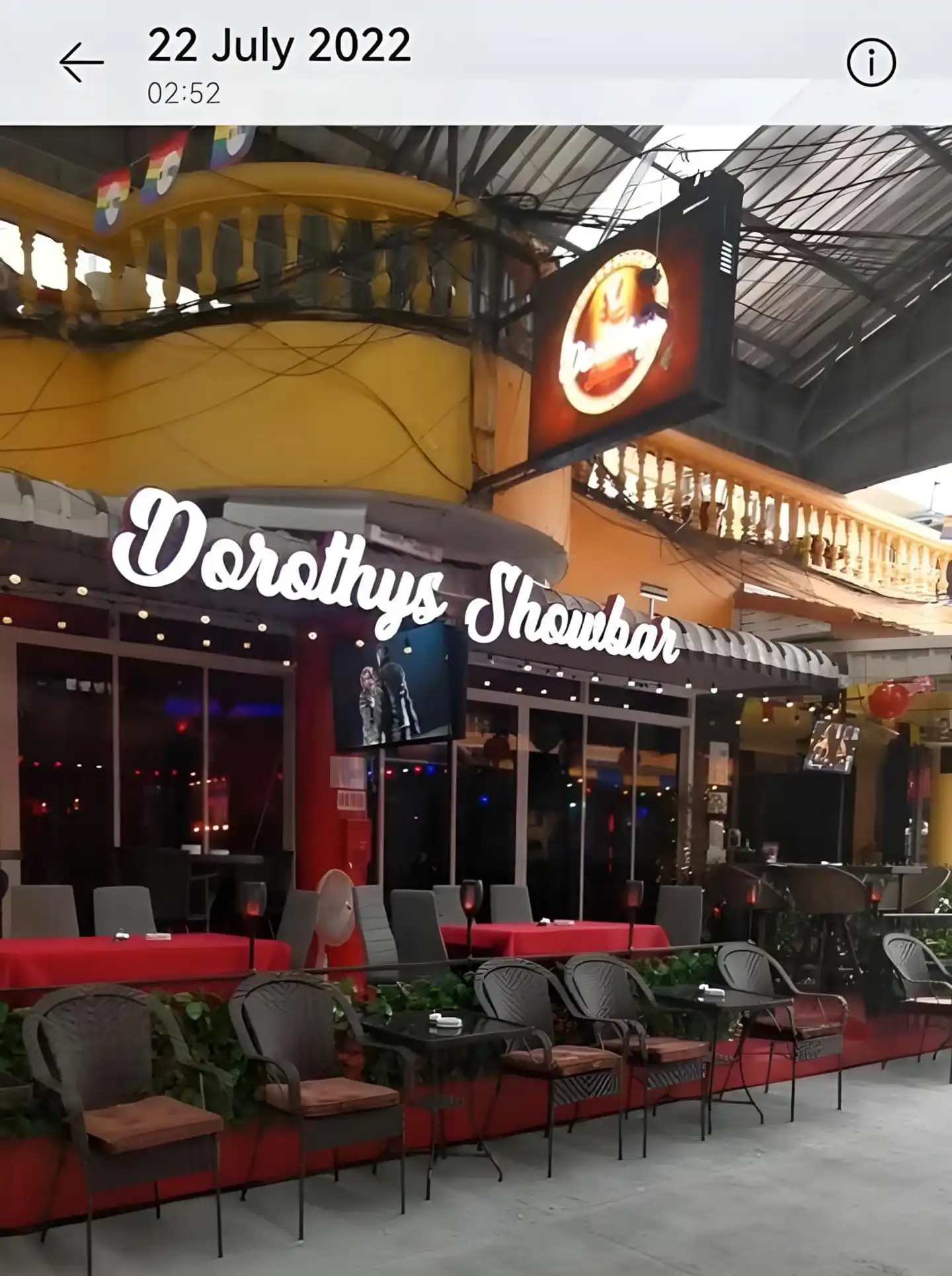 Dorothys Showbar Aussenansicht