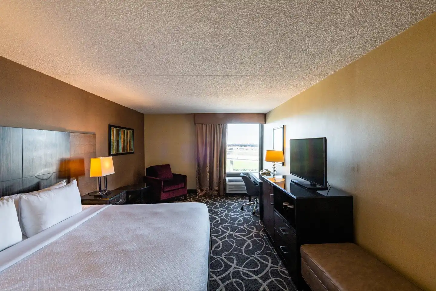 Crowne Plaza Newark Airport Wohnbeispiel