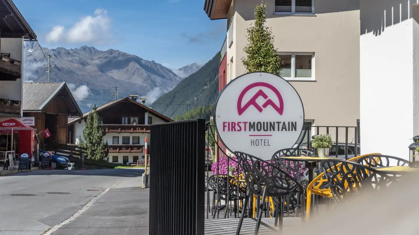 first mountain Hotel Ötztal Aussenansicht