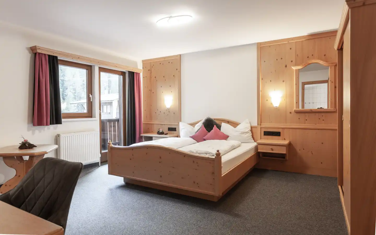 first mountain Hotel Ötztal Wohnbeispiel