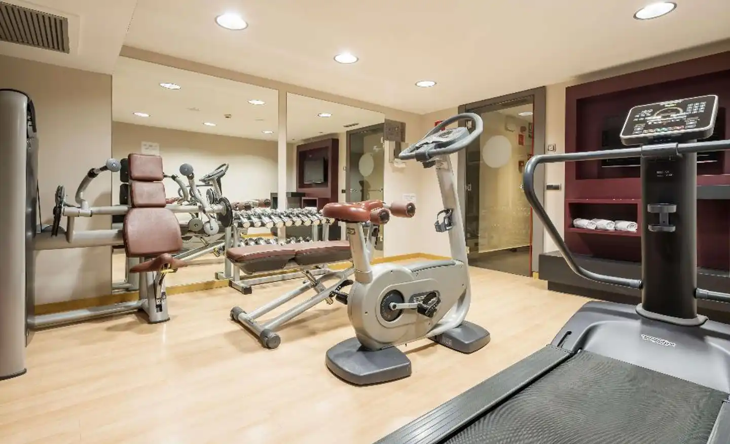 Hotel ILUNION Almirante Sport und Entertainment