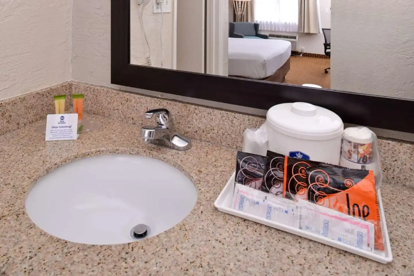Mai Hana Hotel Badezimmer
