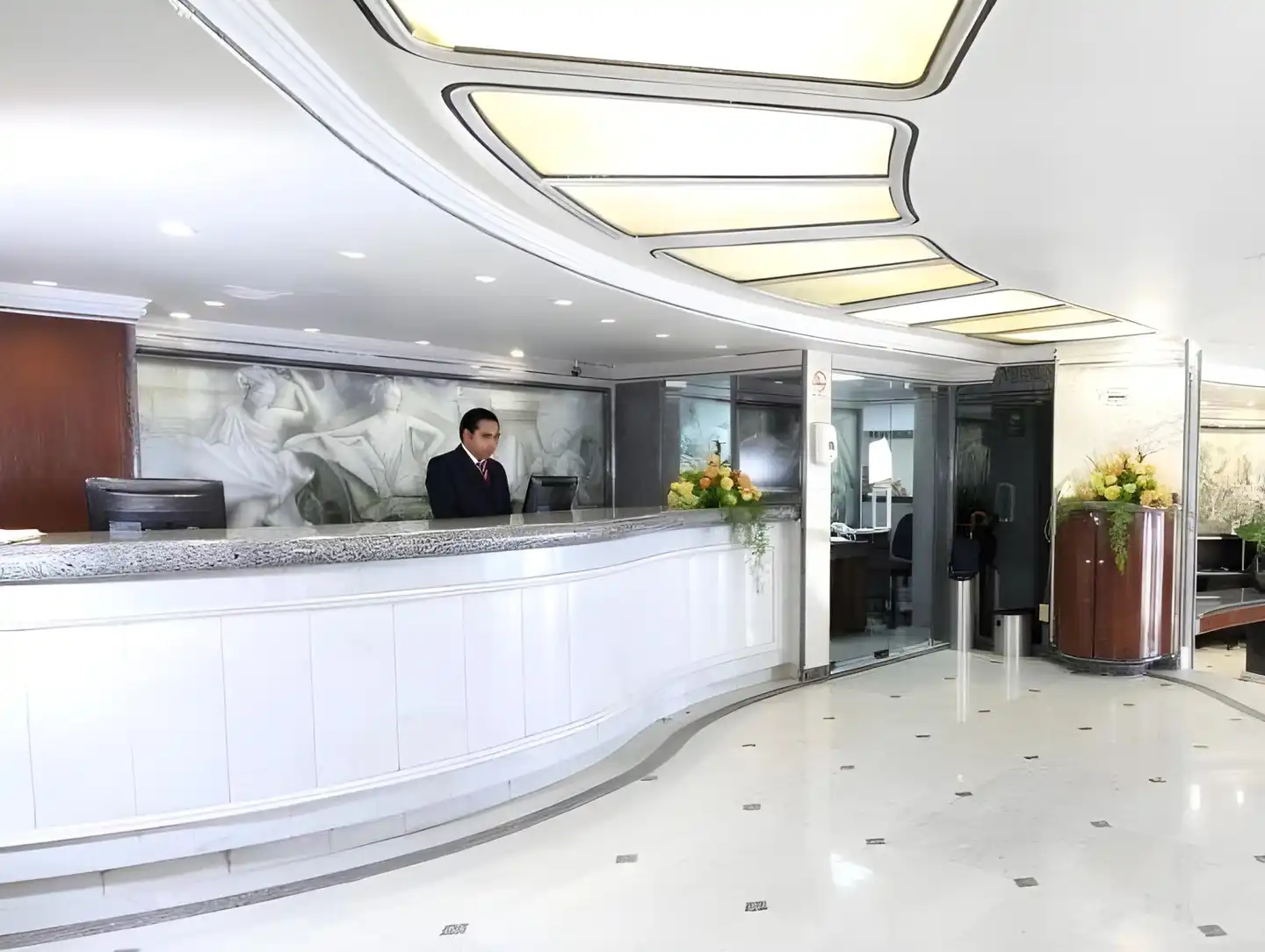 Century Zona Rosa Lobby