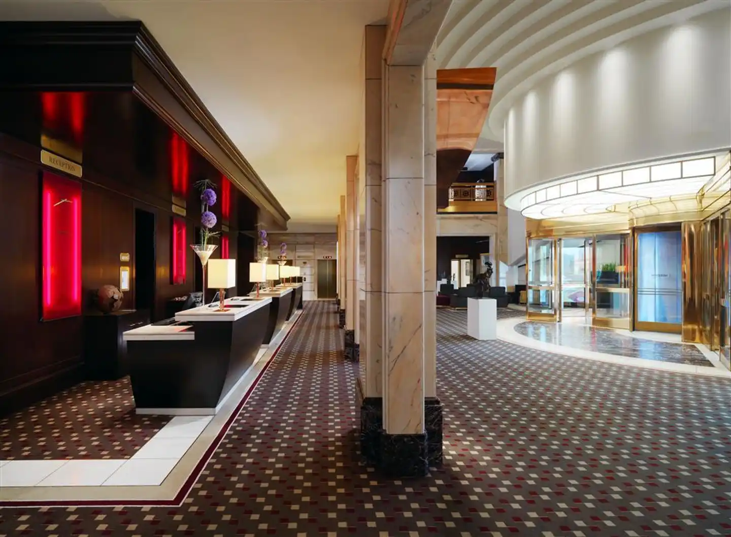 Le Méridien Stuttgart Lobby