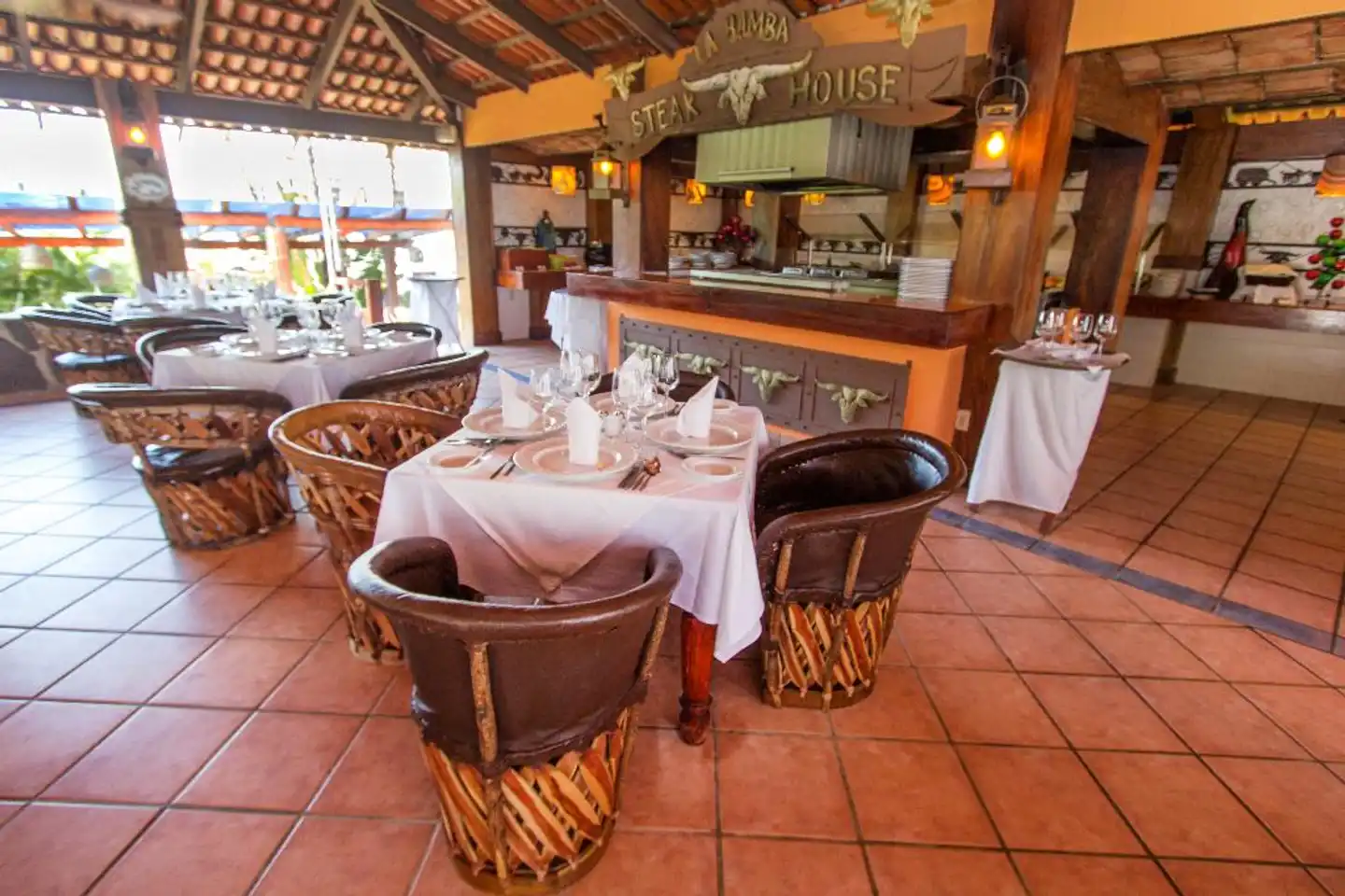 Decameron Los Cocos Restaurant