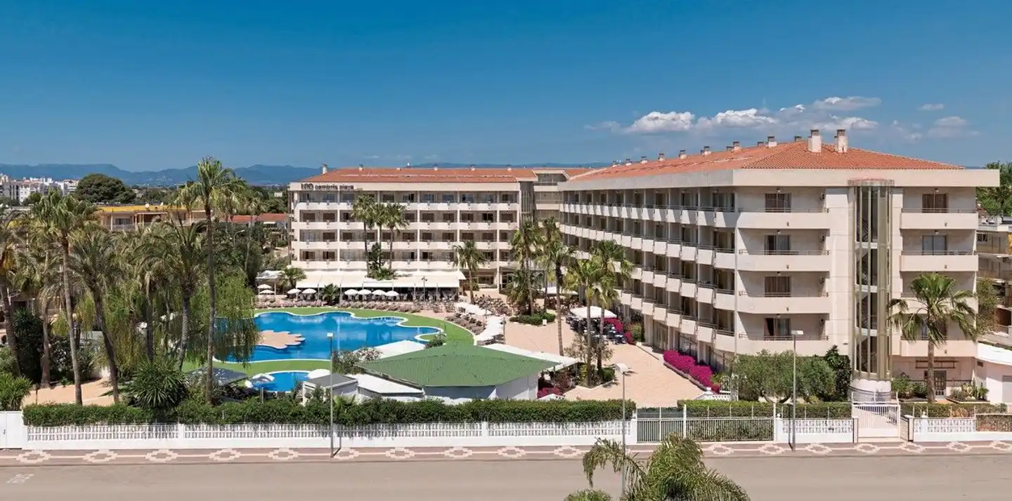H10 Cambrils Playa Aussenansicht