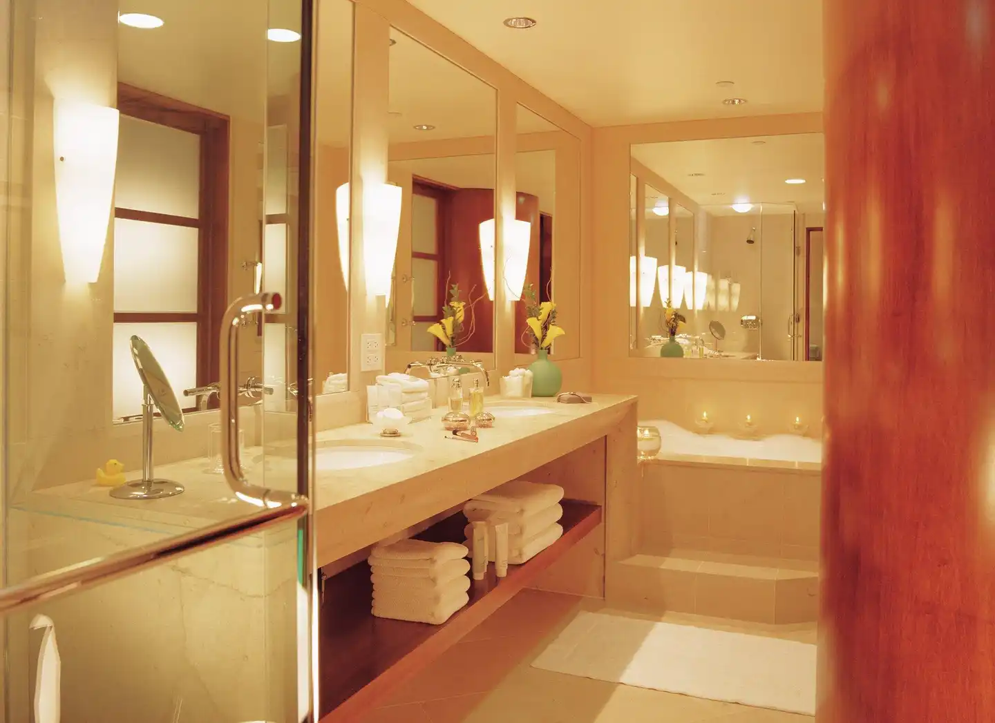 Taj Campton Place Badezimmer