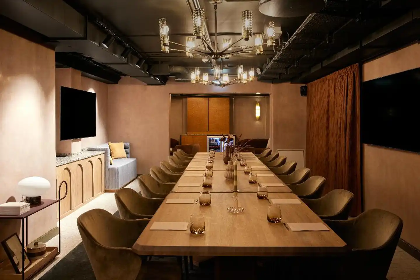 Grand Joanne Konferenz