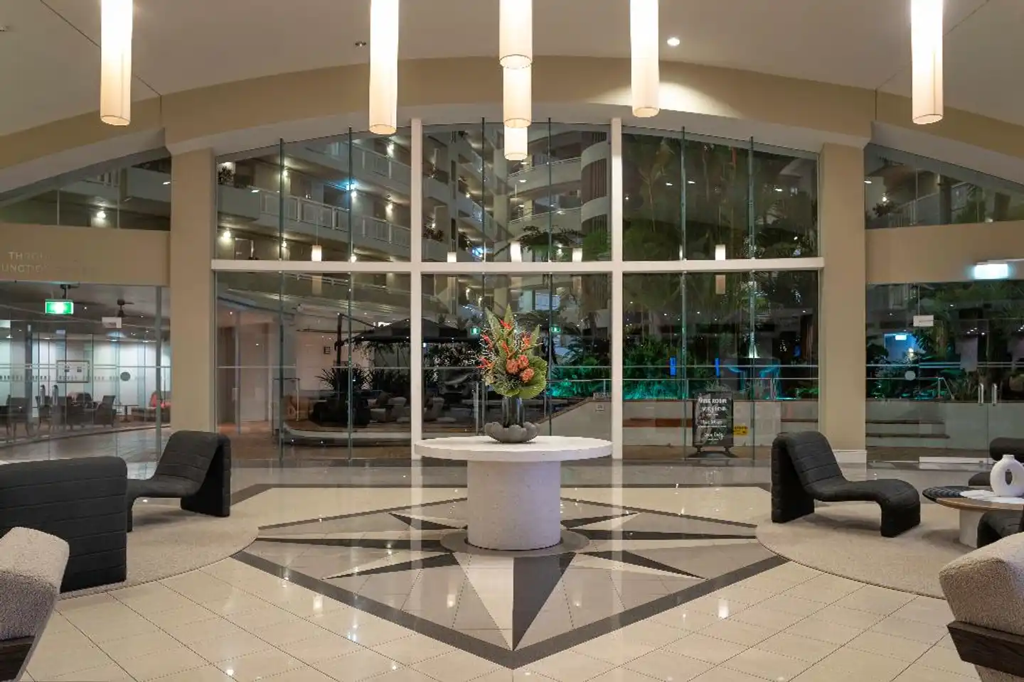 DoubleTree by Hilton Hotel Cairns Lobby