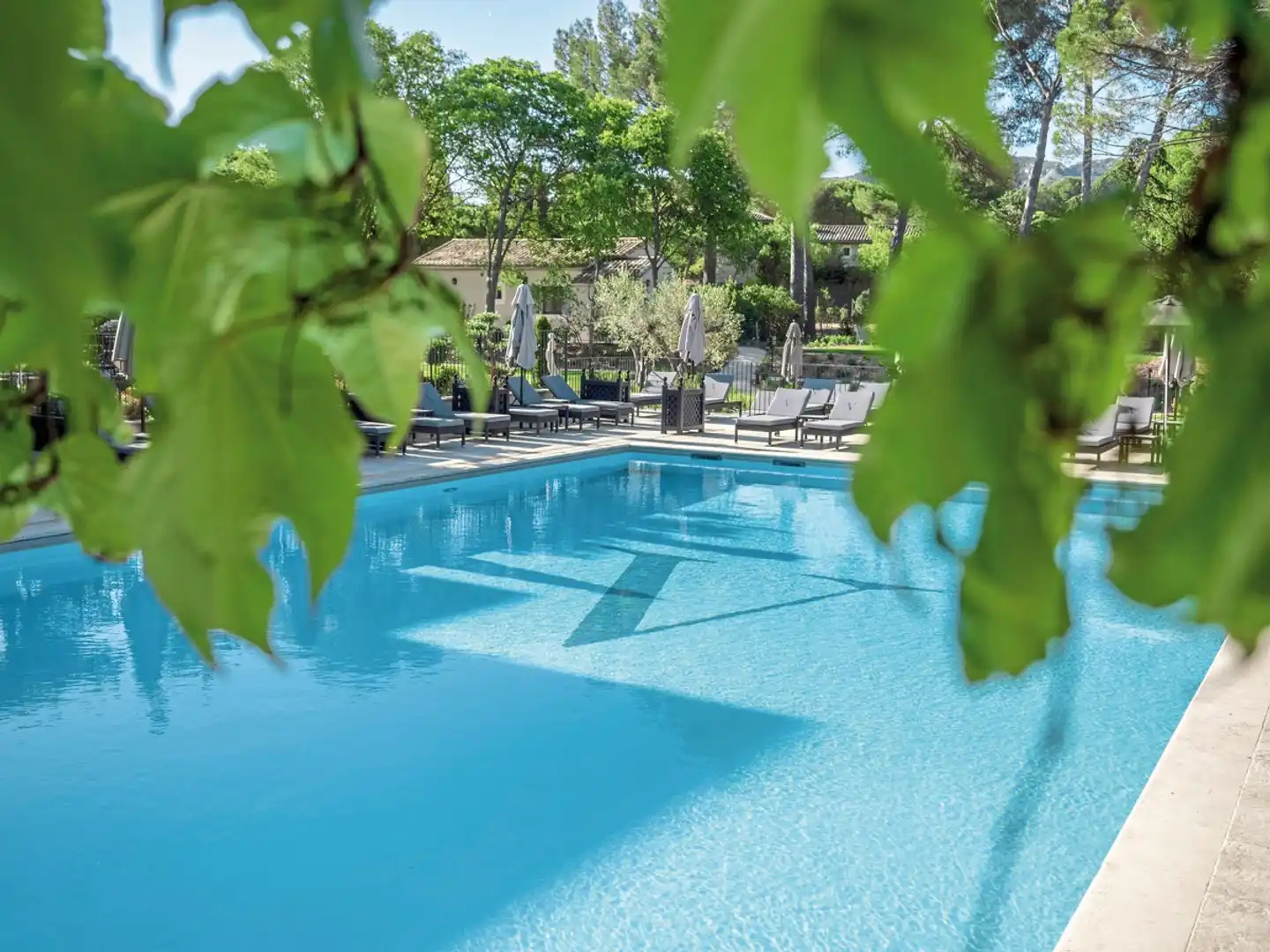 Hôtel Le Vallon de Valrugues & SPA Pool
