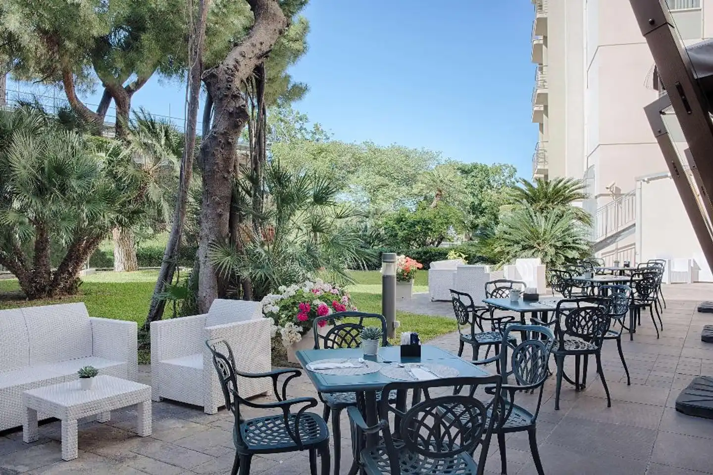 NH Palermo Terrasse