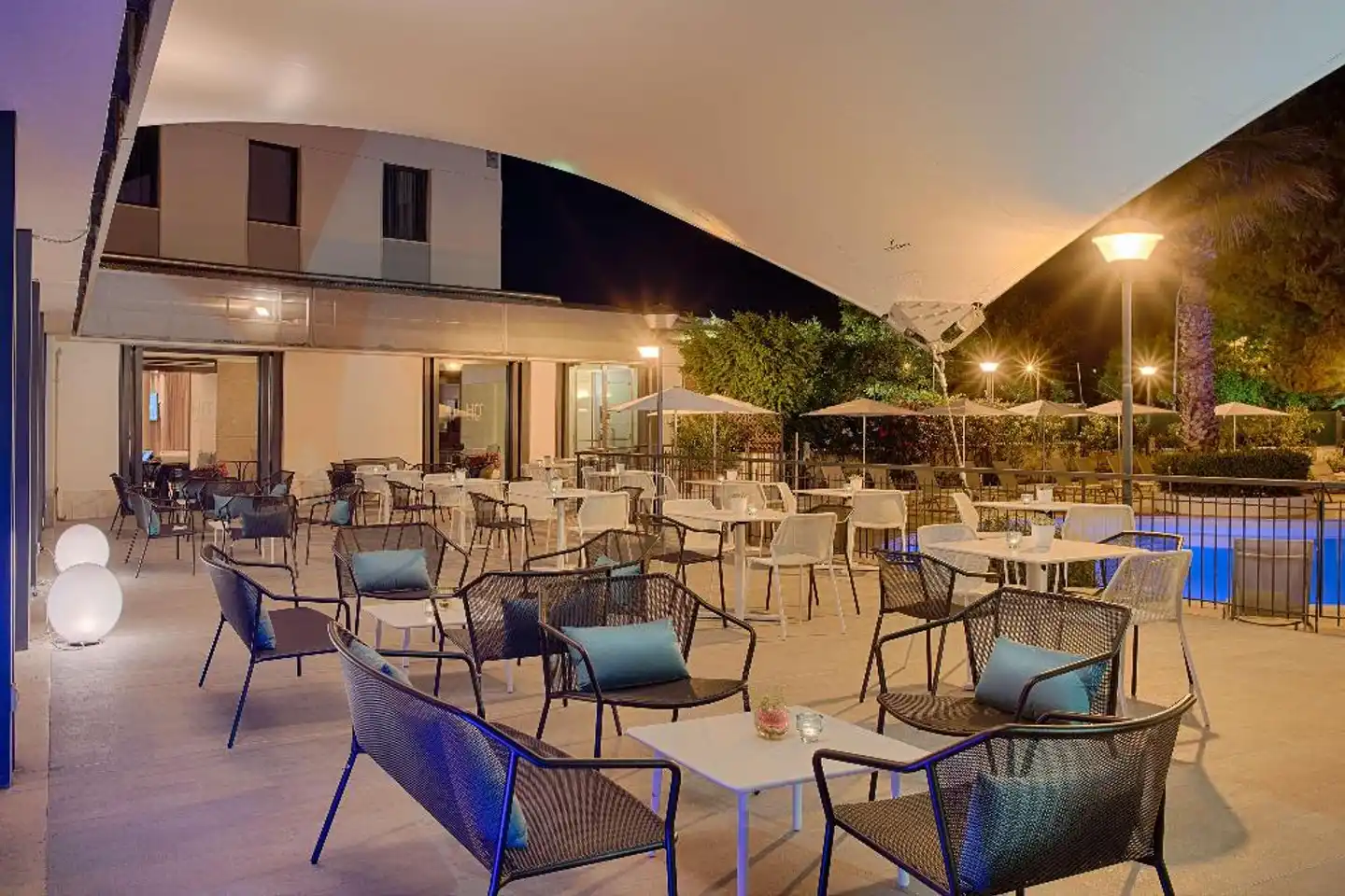 NH Palermo Restaurant