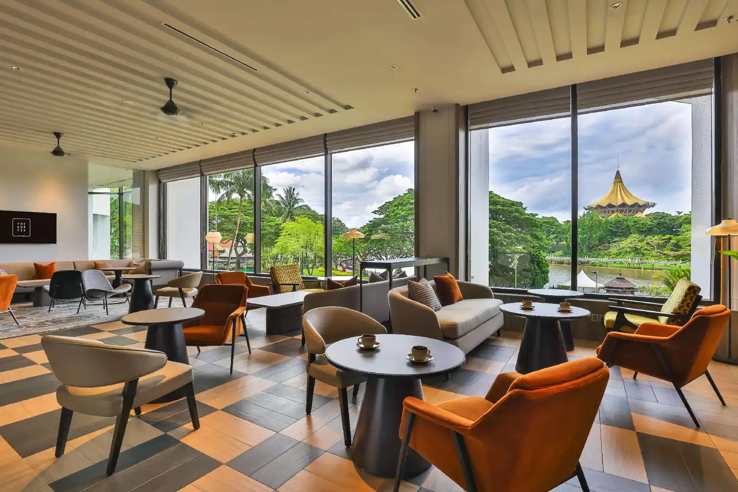 Hilton Kuching Bar