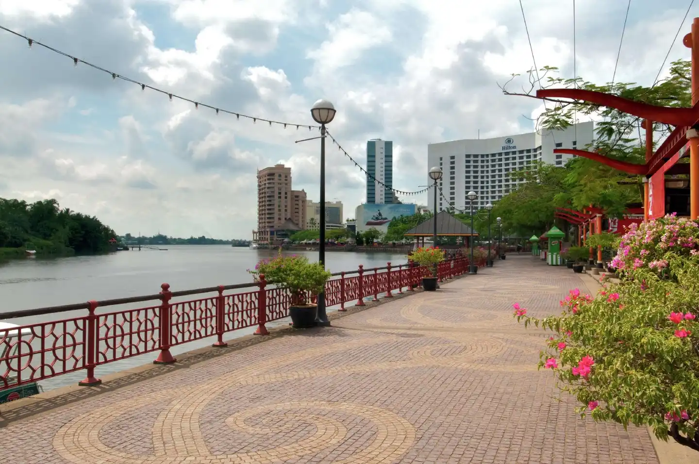 Hilton Kuching Aussenansicht