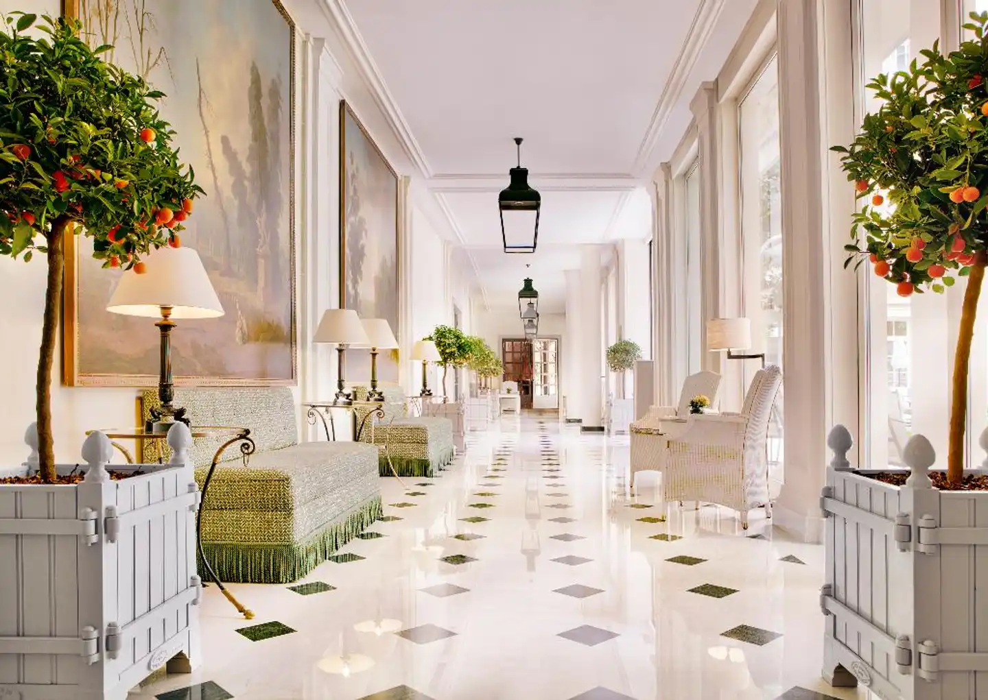 Le Bristol Paris Lobby