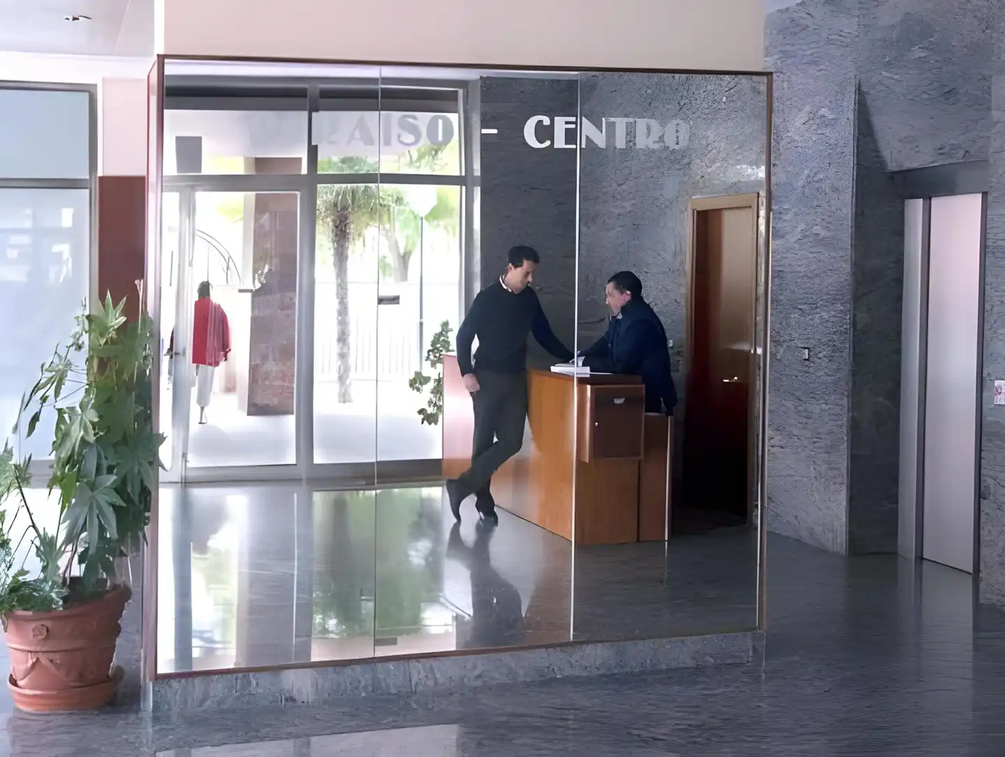 Apartamentos Paraiso Centro Lobby