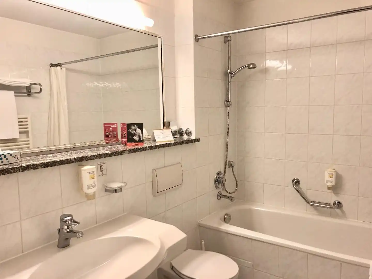 Bayerischer Hof Badezimmer