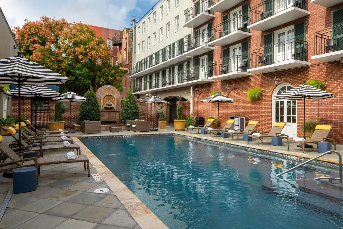 Four Points by Sheraton French Quarter Pool