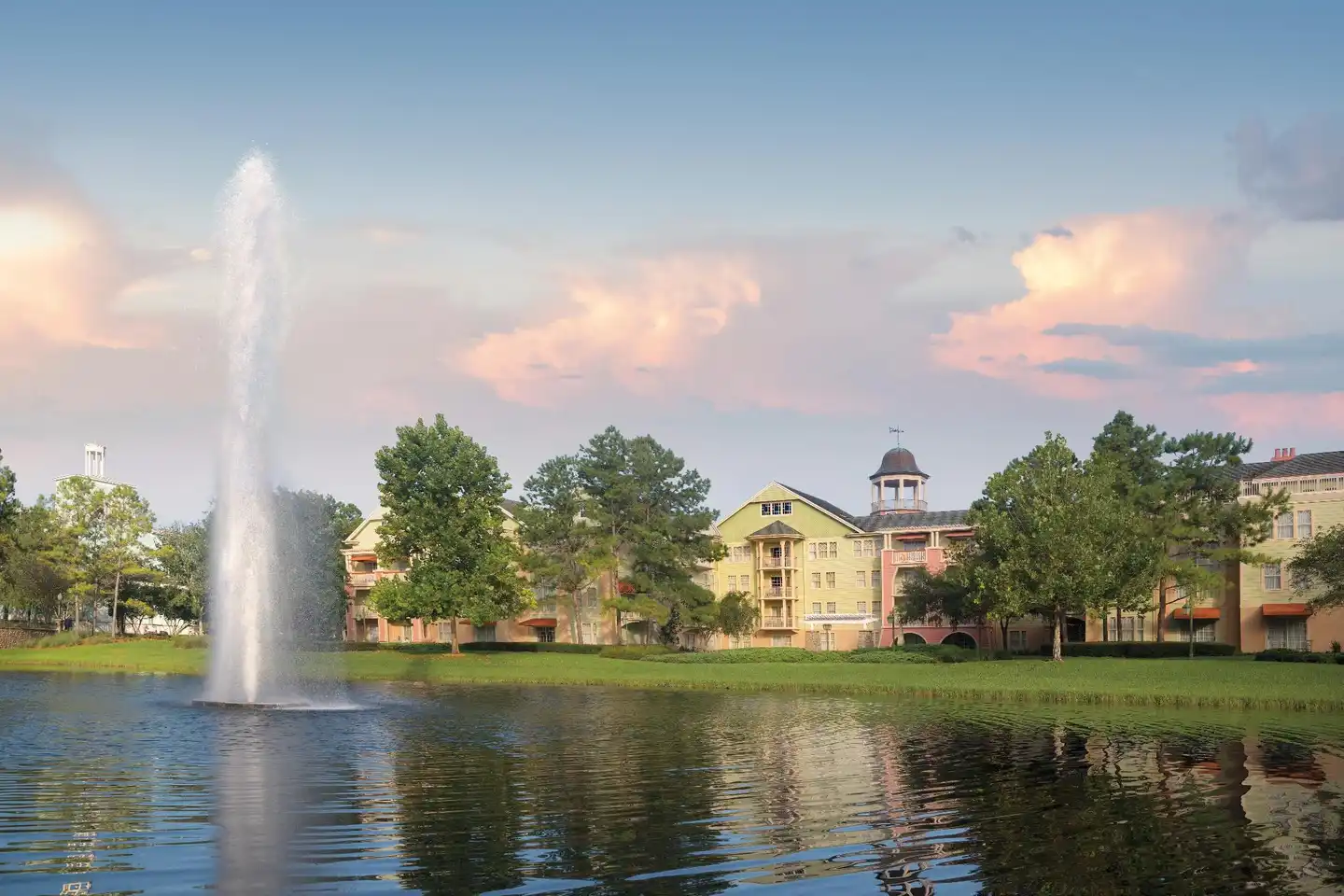 Disney's Saratoga Springs Resort & Spa Aussenansicht