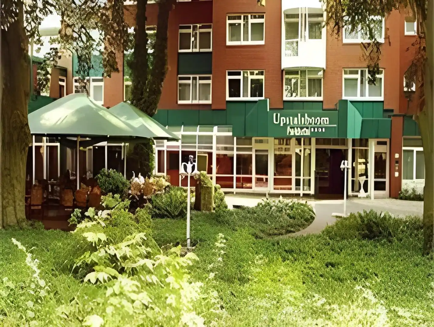 Upstalboom Parkhotel Aussenansicht