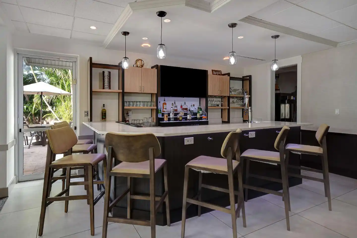 Hilton Garden Inn Fort Myers Bar