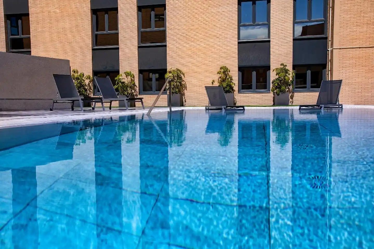Hotel Vértice Indalo Almería Pool