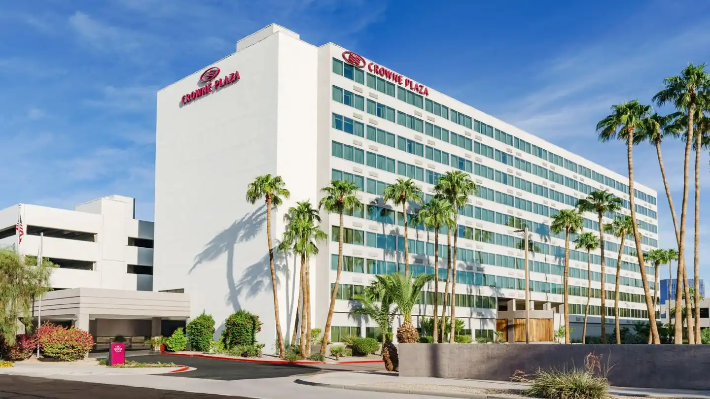 Crowne Plaza Phoenix Airport Aussenansicht