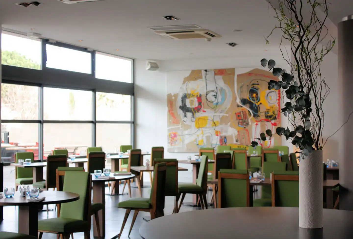 Newhotel of Marseille Restaurant