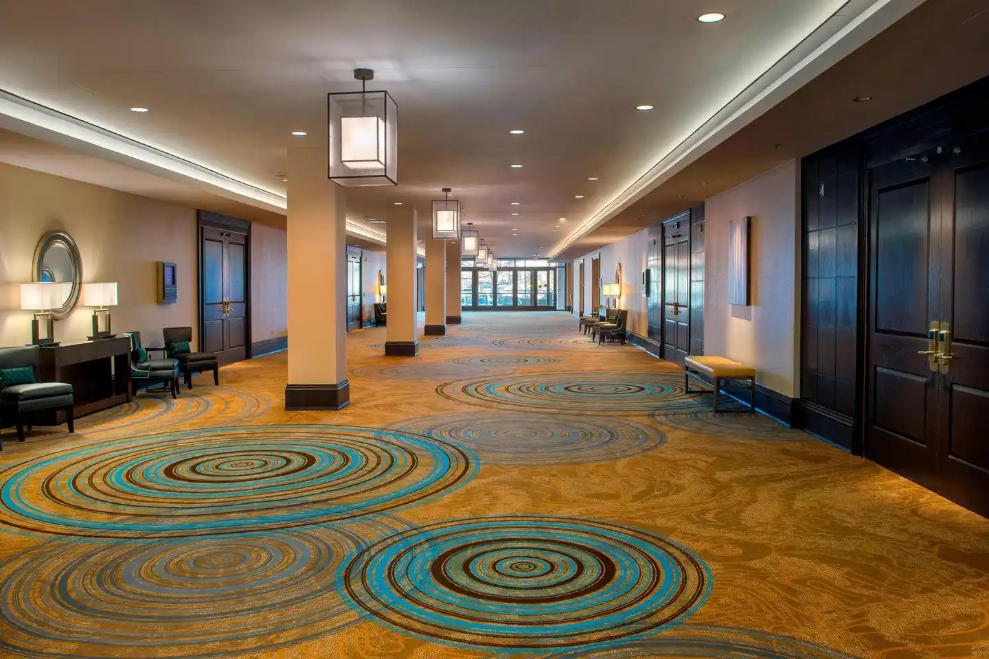 Newark Liberty International Airport Marriott Lobby