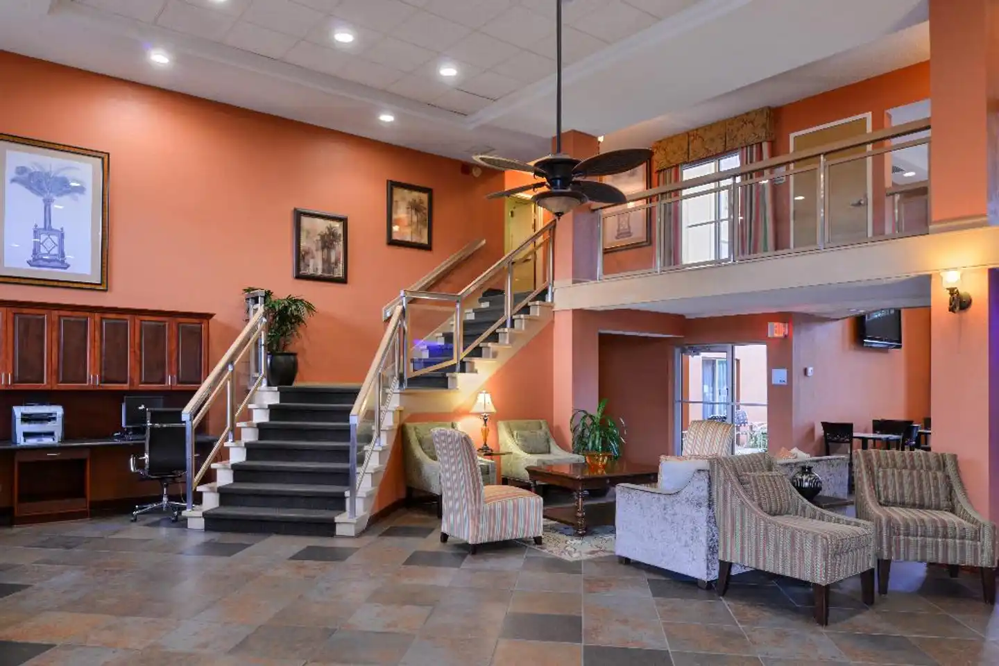 Holiday Inn Express Clearwater East - Icot Center Lobby