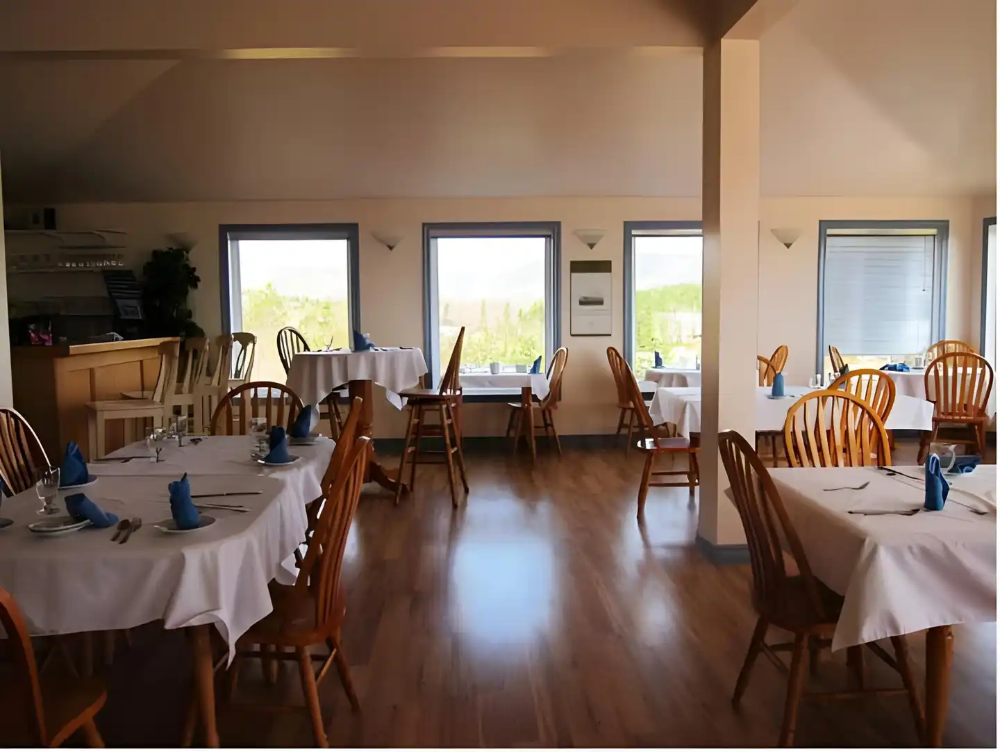 Castle Rock Country Inn Restaurant