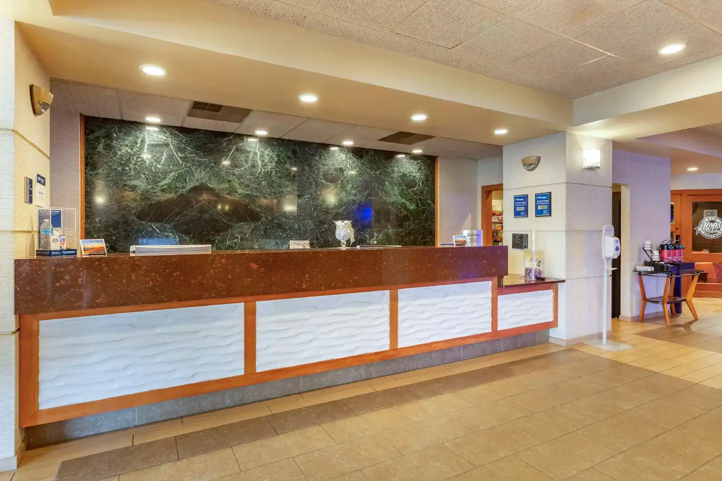 Best Western PLUS Butte Plaza Inn Lobby