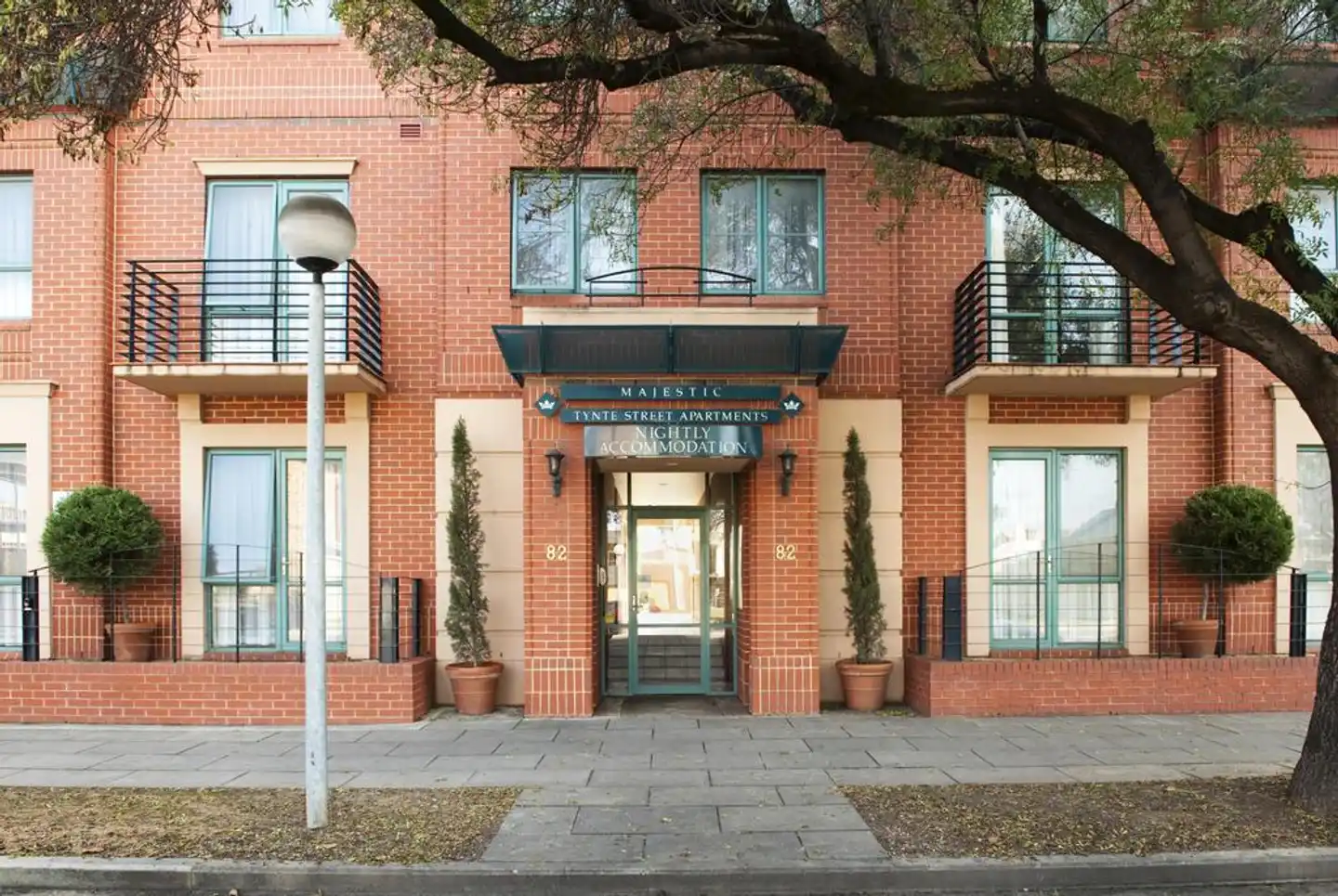 Majestic Tynte Street Apartments Aussenansicht