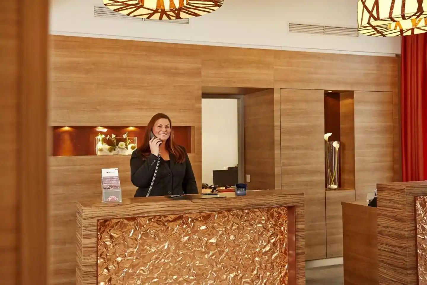 H+ Hotel Lübeck Lobby