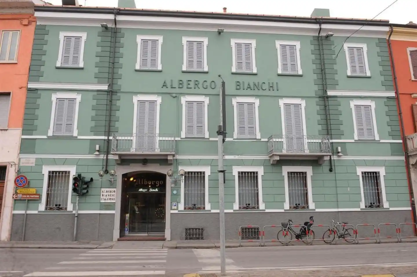 Albergo Bianchi Stazione Aussenansicht