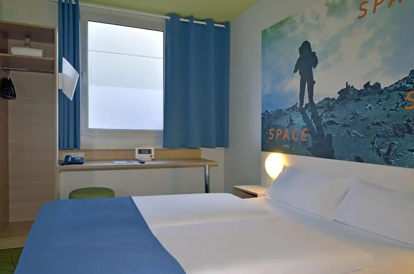 B&B Hotel Köln-Airport Wohnbeispiel