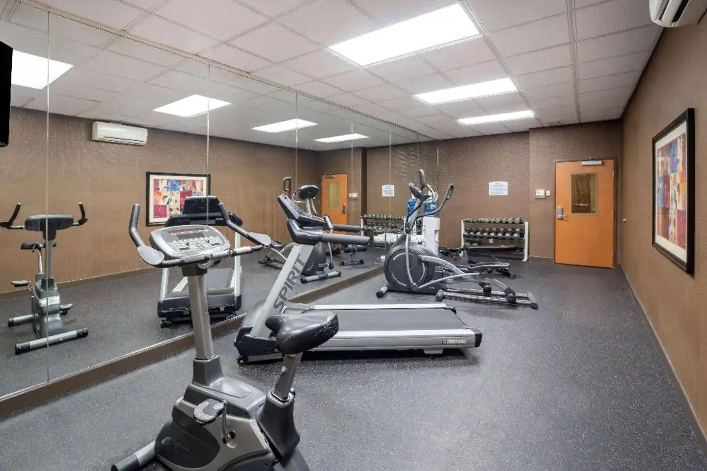 Baymont Inn and Suites Savannah South Sport und Entertainment