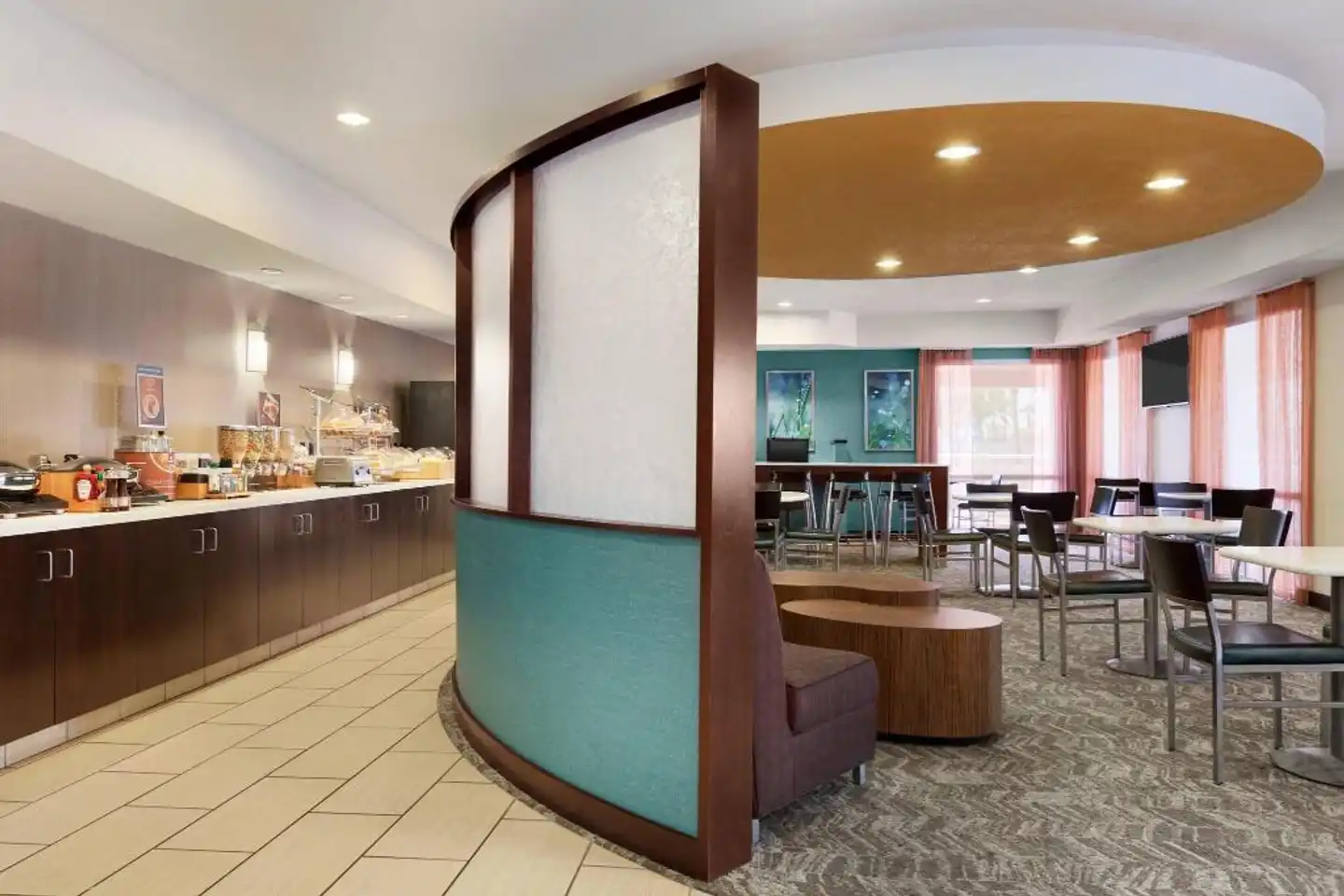 SpringHill Suites Phoenix North Lobby